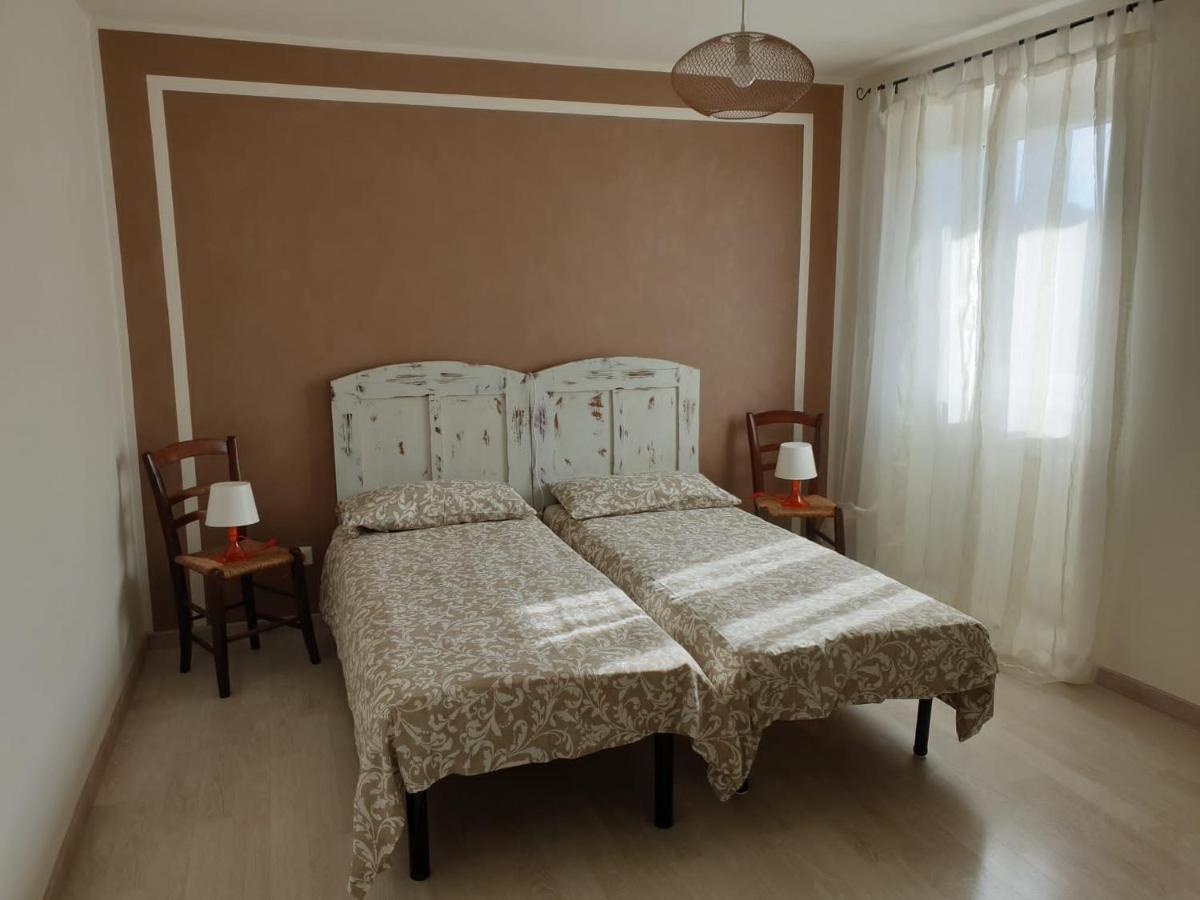 Martalagattahome 圣菲利斯·德尔·贝纳茨 外观 照片